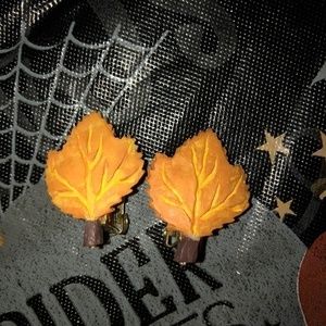 Leaf Leaves Halloween  Fall‎ Clip On Earrings